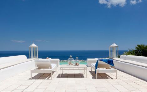 Luxury Villa by the beach in Puglia for rent