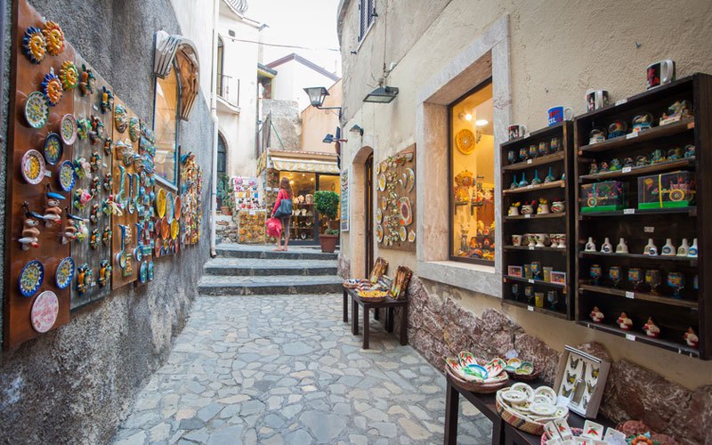Best Shopping Spots And Outlet Village In Puglia - Aria Journeys